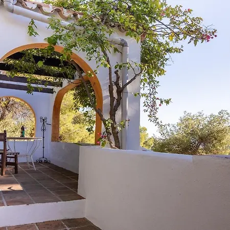Casa Surrender Villa