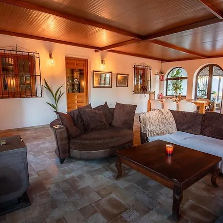Casa Surrender Villa *